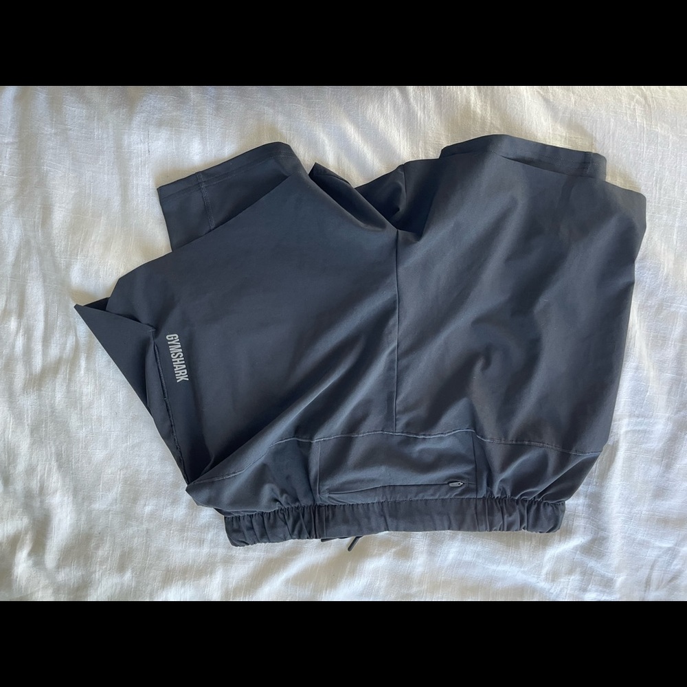 Gym shark lined shorts